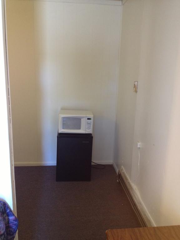 Budget Inn Green River Room photo